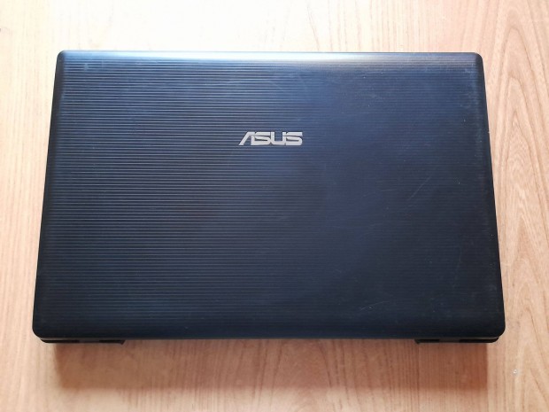 Asus F75A R704A X75A laptop alkatrszek