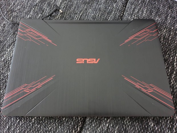 Asus FX504 Laptop