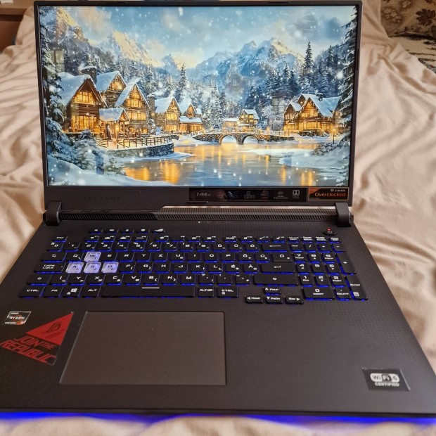 Asus G17 g713QM gamer laptop 