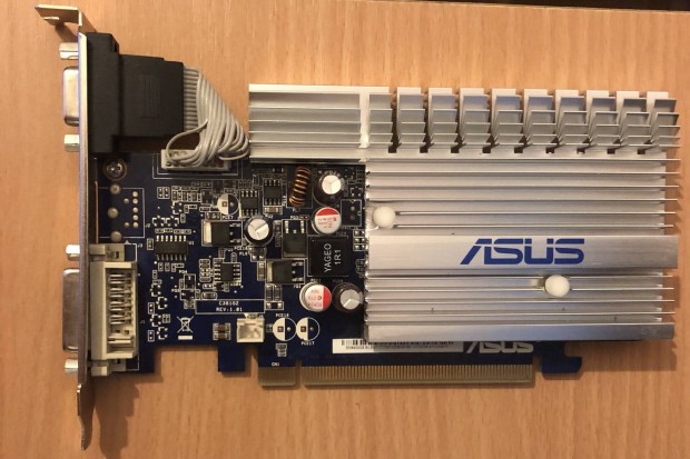 Asus GS 8400 512Mb videkrtya