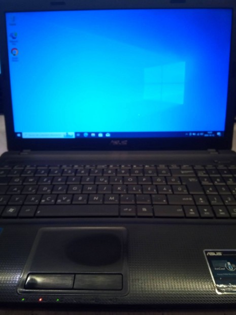 Asus H54H i3-as laptop