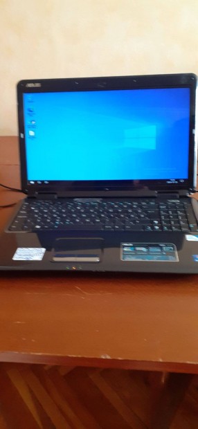 Asus K50IJ Laptop