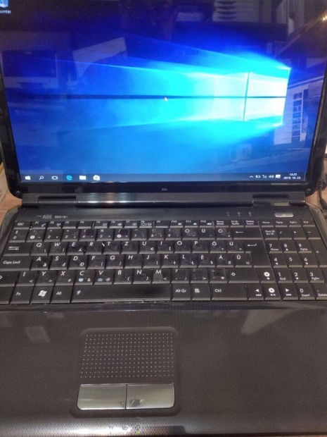 Asus K50IJ laptop