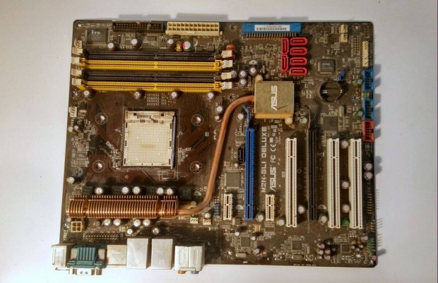 Asus M2N-SLI Deluxe Alaplap socketam2 DDR2 800MHz (2006) teszteletlen