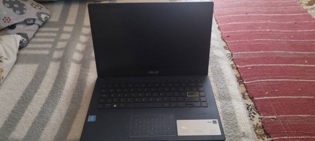 Asus Notebook 14"