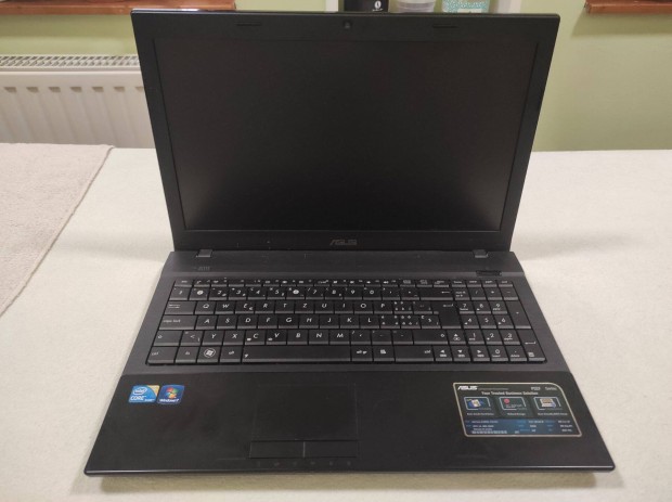 Asus P52F Series laptop