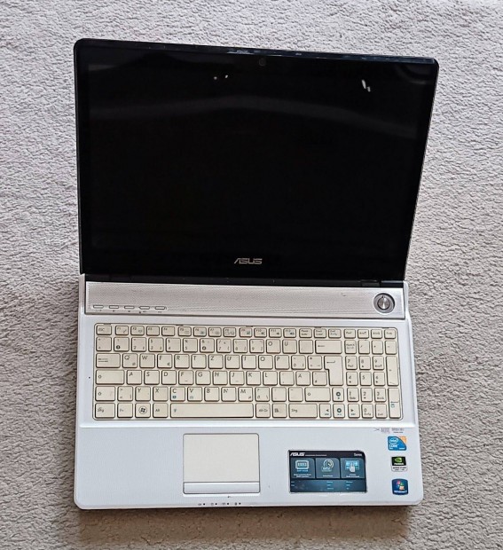 Asus Pro64V laptop alkatrsznek