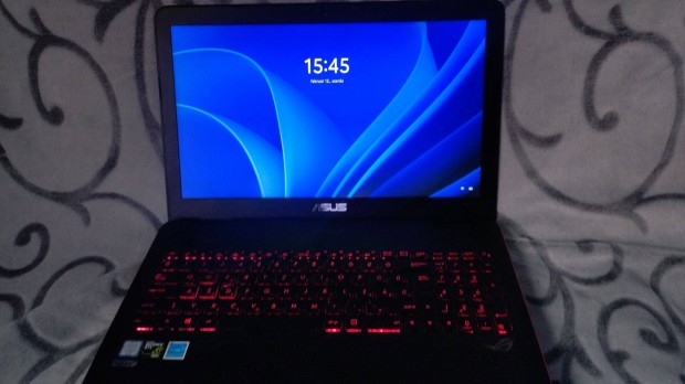 Asus ROG G551v Gamer laptop