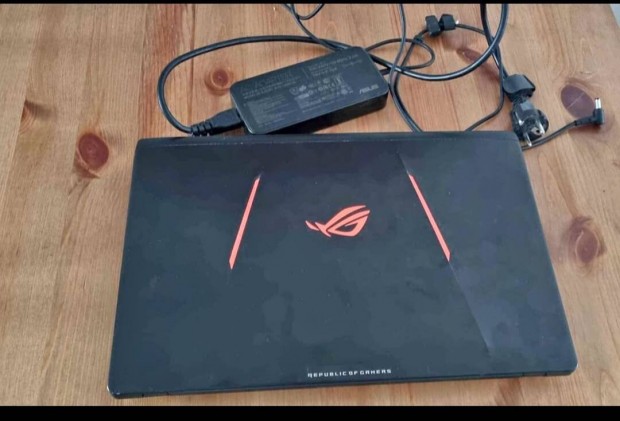 Asus ROG Laptop Hibás I7