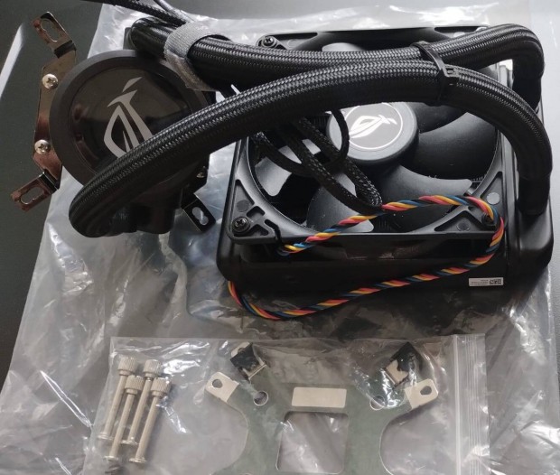Asus ROG Strix RGB Intel processzor vízhűtő