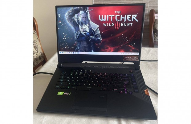 Asus ROG Strix SCAR III rtx 2070 115W tgp Gaming Laptop