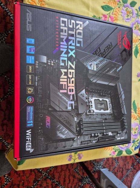 Asus ROG Strix Z690-G Gaming WIFI INTEL Z690