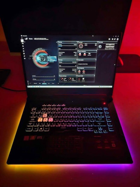 Asus ROG Strix i7-9750H, 32GB DDR4, 512GB SSD, Rtx 2060 6GB