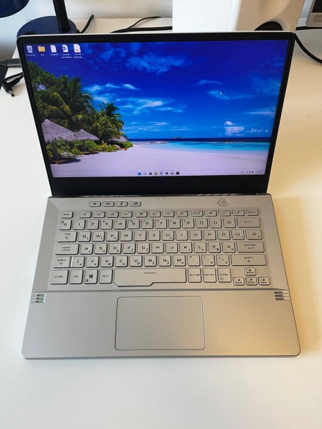 Asus ROG Zephyrus G14 - Ryzen 9 - Rtx 3060 6GB - 16 GB DDR4 - 1TB SSD