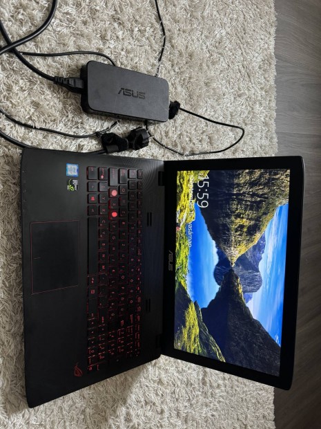 Asus Rog GL552v gamer laptop