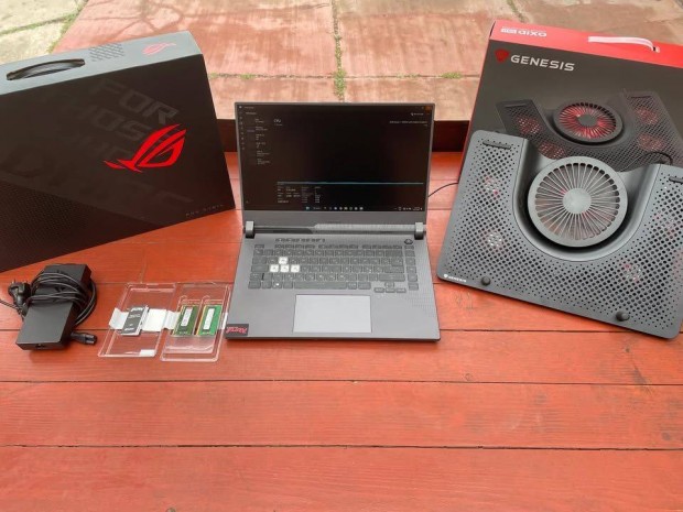 Asus Rog Strix G15 & Genesis laptop hűtő+16gb ddr4 ram