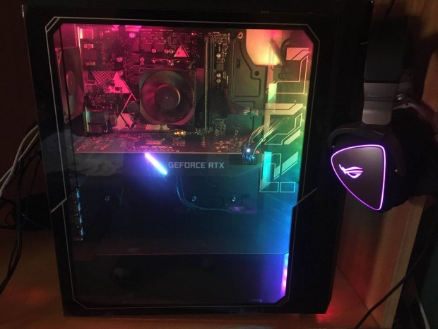 Asus Rog Strix GA15DH