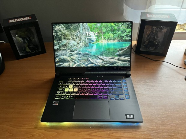 Asus Rog Strix Gamer laptop elad