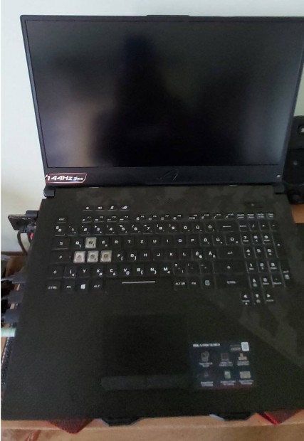Asus Rog Strix Scar II GL704GW Hibás