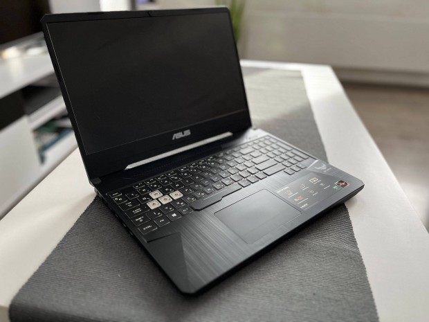 Asus Rog Tuf - 1 TB, 16 GB Gamer notebook, laptop