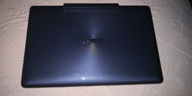 Asus T100 laptop/tablet