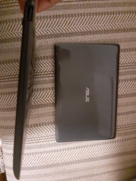 Asus Transformer borok T100