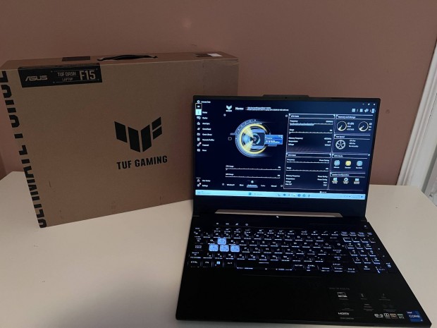 Asus Tuf Dash F15 Gamer laptop - 1 v garancia, j llapot.