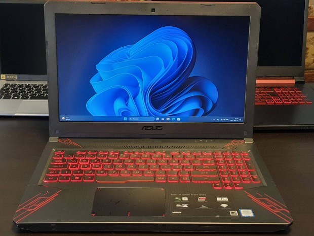 Asus Tuf FX504G ( i7 8.Gen/1050TI/M.2 SSD)