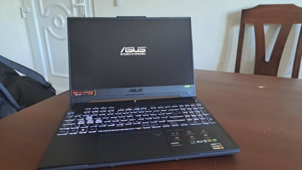 Asus Tuf Gaming A15 Gamer laptop