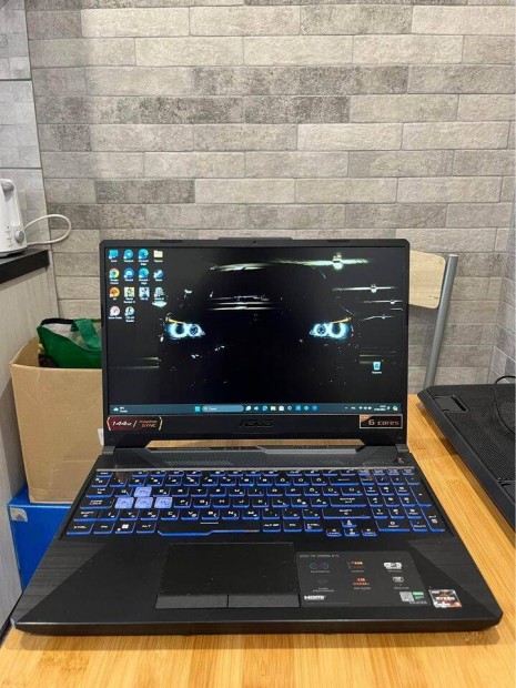 Asus Tuf Gaming laptop elad