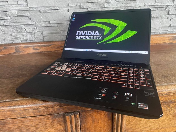 Asus Tuf magyar gamer laptop/Ryzen5/16Gb ram/ssd+hdd/Gtx 1650/