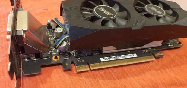 Asus Vga kártya 4 GD DDR 5