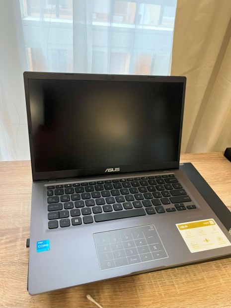 Asus Vivobook 14"