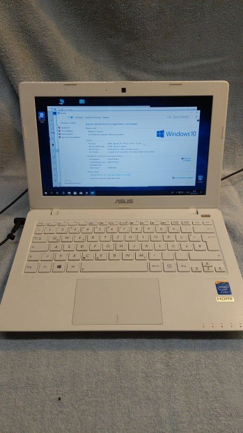 Asus Vivobook F200CA