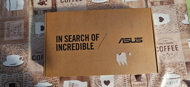 Asus-Vivobook M415DA-EB754C