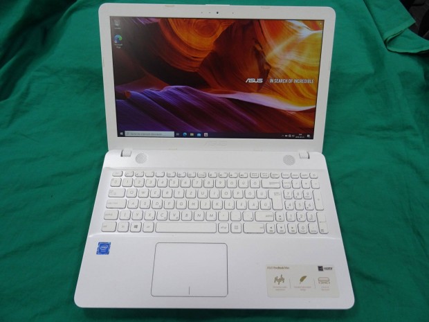 Asus Vivobook Max Laptop