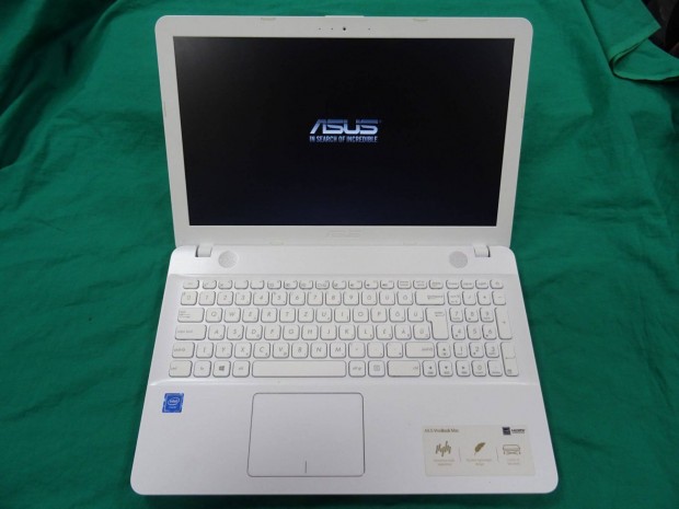 Asus Vivobook Max Laptop