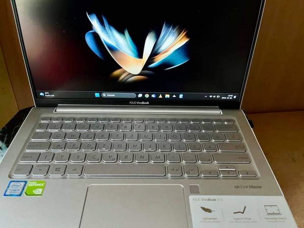 Asus Vivobook S13 S330U i3 elad