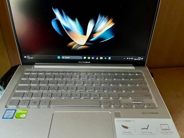 Asus Vivobook S13 S330U i3 elad