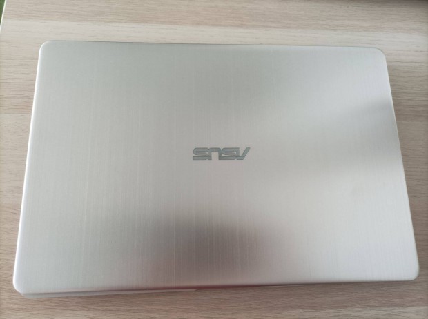 Asus Vivobook S 15,6" FHD S510UA-BQ480 laptop (i5, 8GB + 8GB)