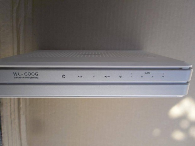 Asus WL-600g router