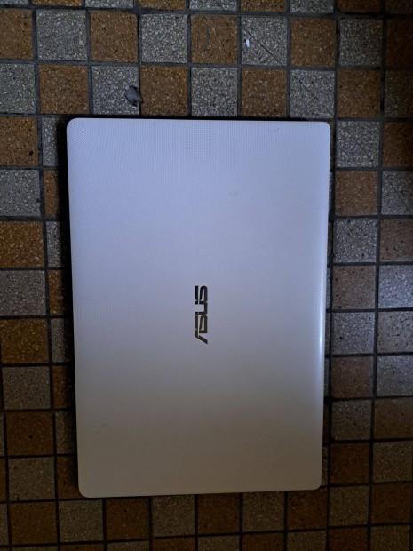 Asus X502C Laptophz