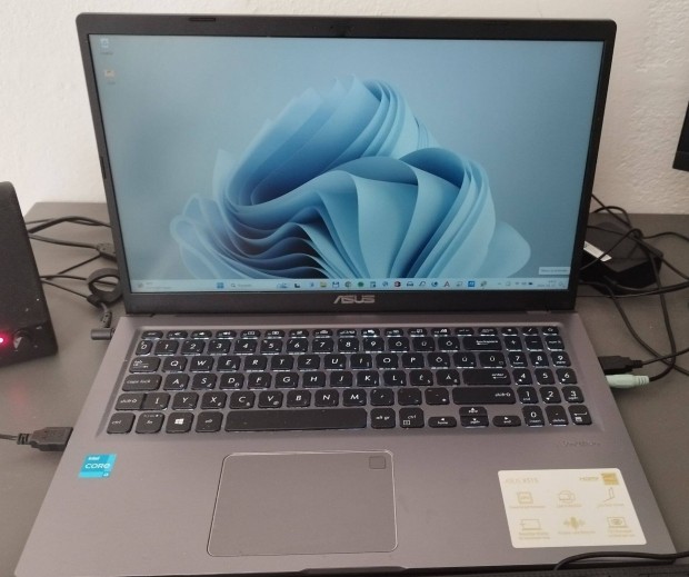 Asus X515 laptop