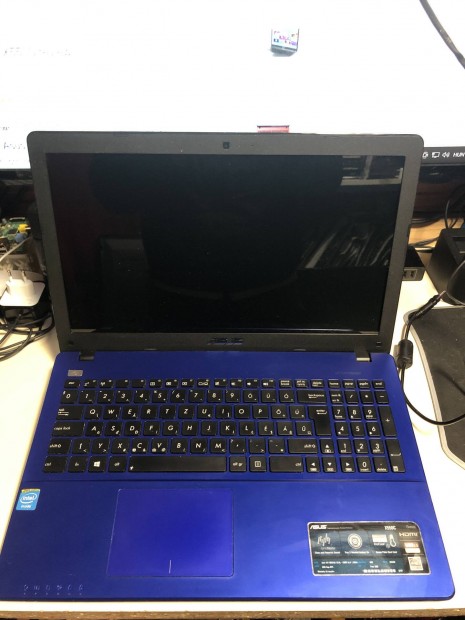 Asus X550C hibas