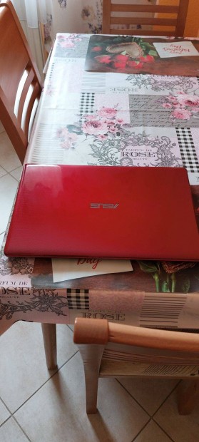 Asus X550C j llapot laptop elad