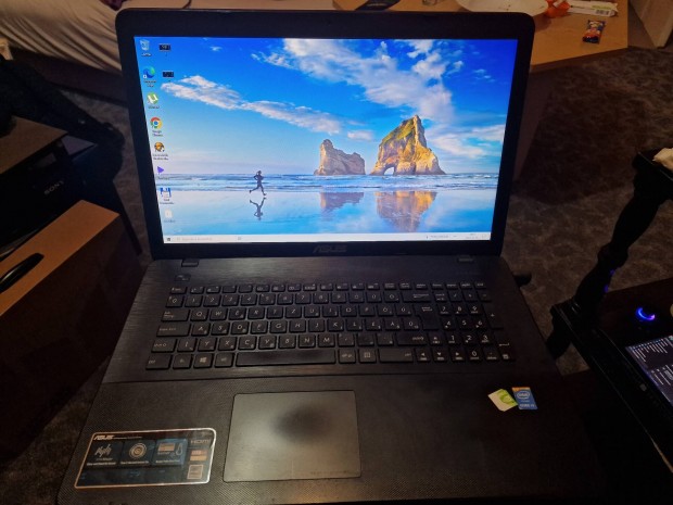 Asus X751L, 17"-os laptop elad