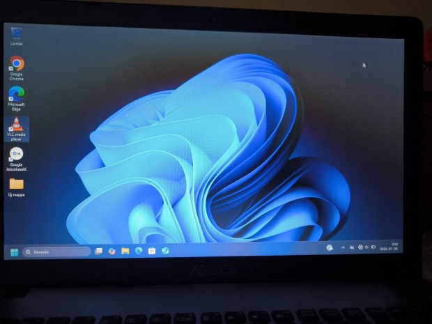 Asus Xl550LB Makulátlan állapotban