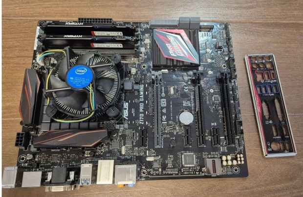 Asus Z170 Pro Gaming alaplap + Intel i7-7700K CPU + Kingston 8Gb DDR4