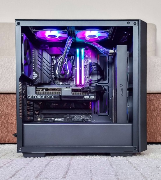 Asus Z690, 12900K, Rtx4070, 32GB DDR5 gamer PC elad