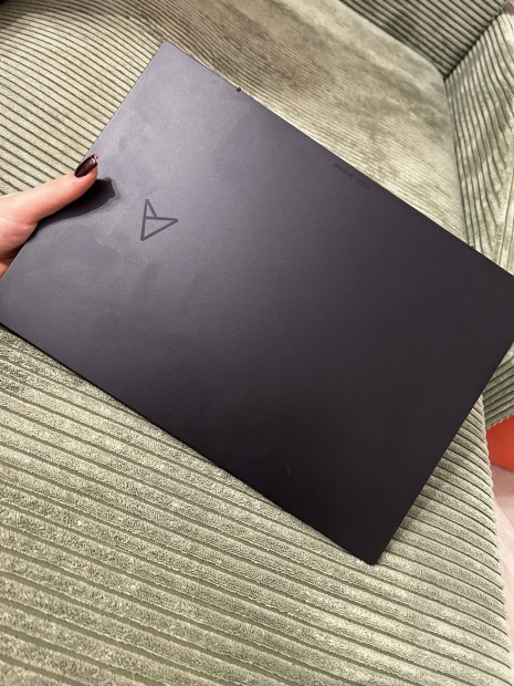 Asus Zenbook 14X OLED laptop